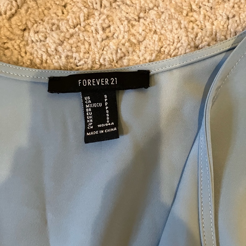 Top - Picture 2 of 3